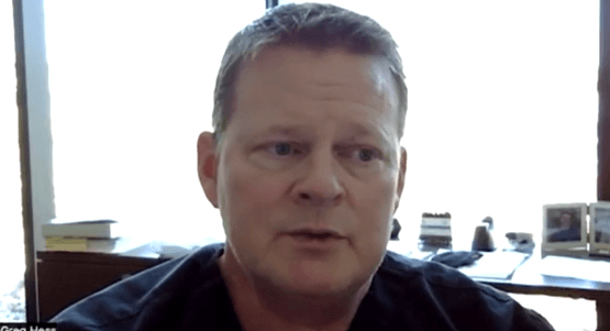 La mujer murió por deshidratación. El forense local, Gregory Hess, confirmó que Aguida tenía en su vientre un feto masculino de entre 16 a 18 semanas de gestación.