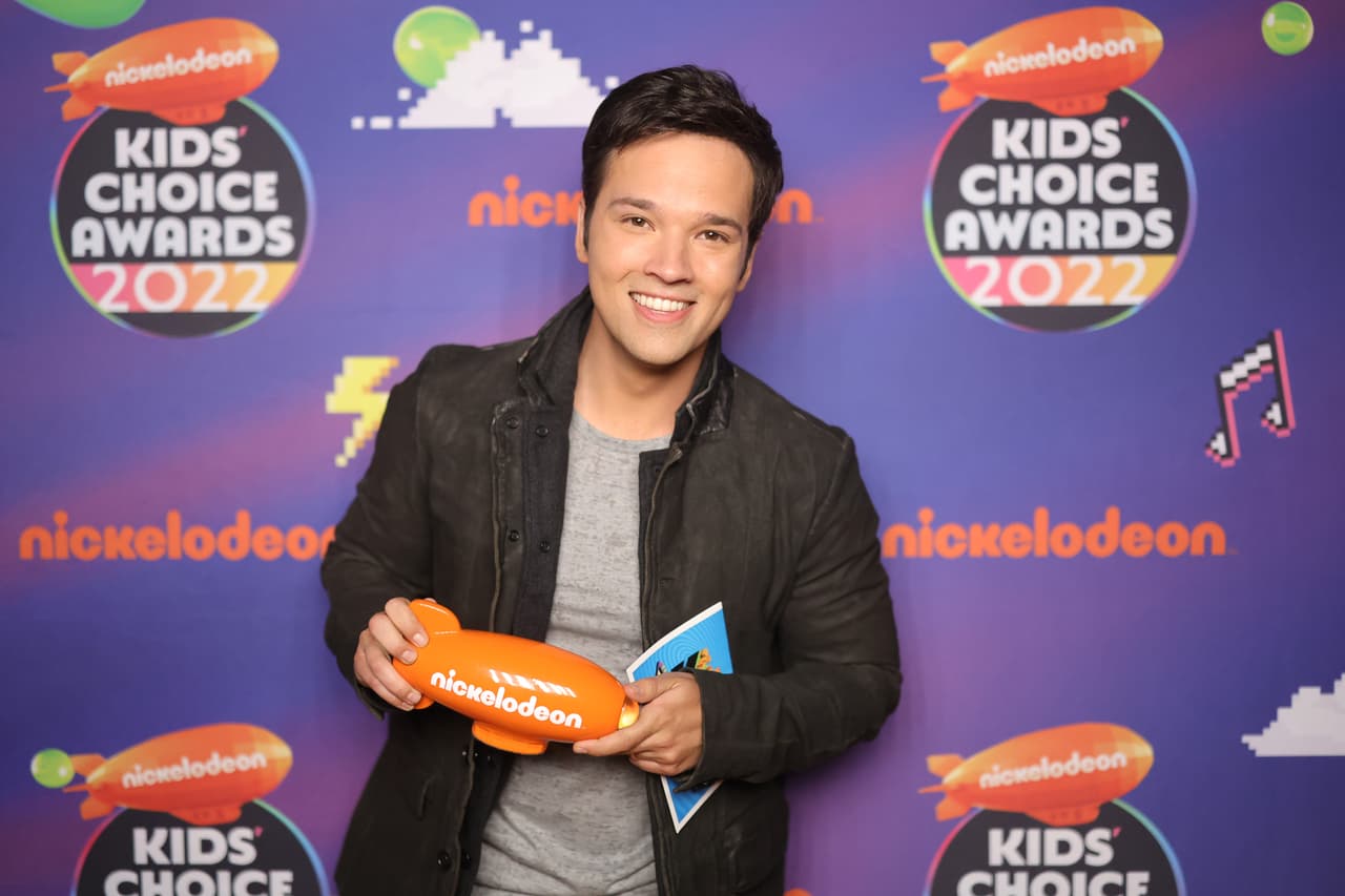 Nathan Kress interpretó nuevamente a Freddie en el regreso de 'iCarly'