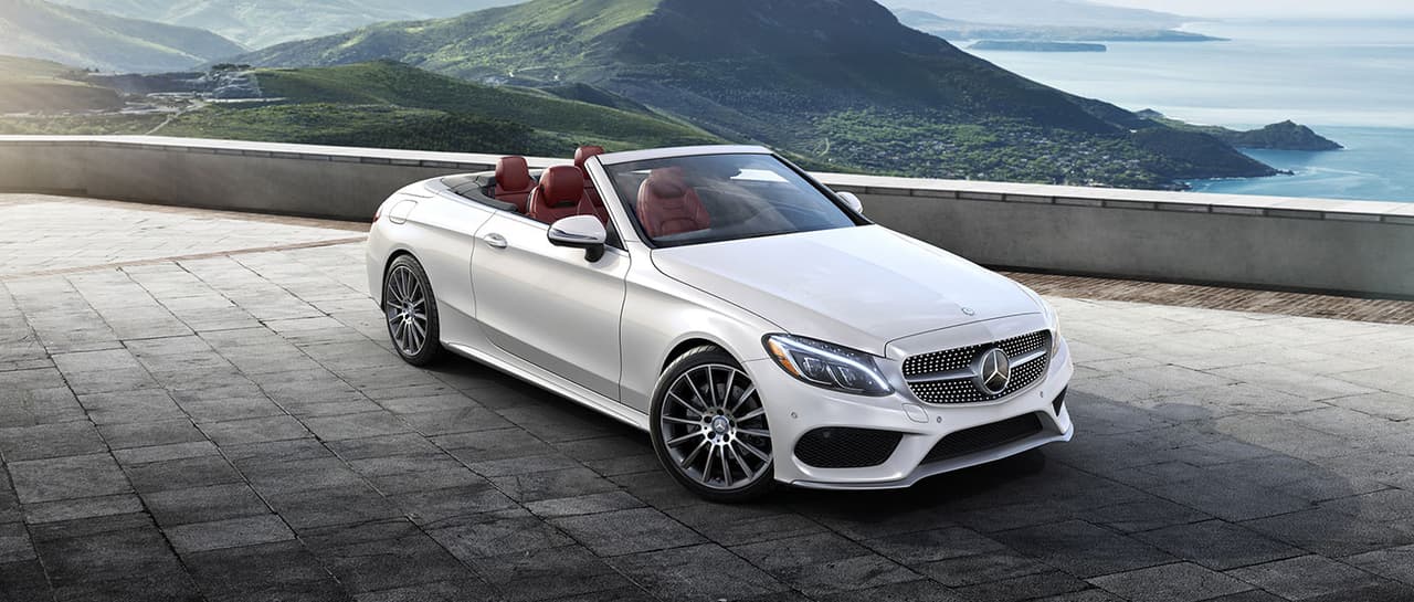 <b>3. Adquirir un destellante Mercedes convertible de último modelo</b>
<br>Se podría comprar
<a href="https://www.mbusa.com/mercedes/vehicles/model/class-C/model-C300A">un Mercedes-Benz C300 Cabriolet 2017</a> de $50,900 dólares y aún quedaría un poco de dinero.