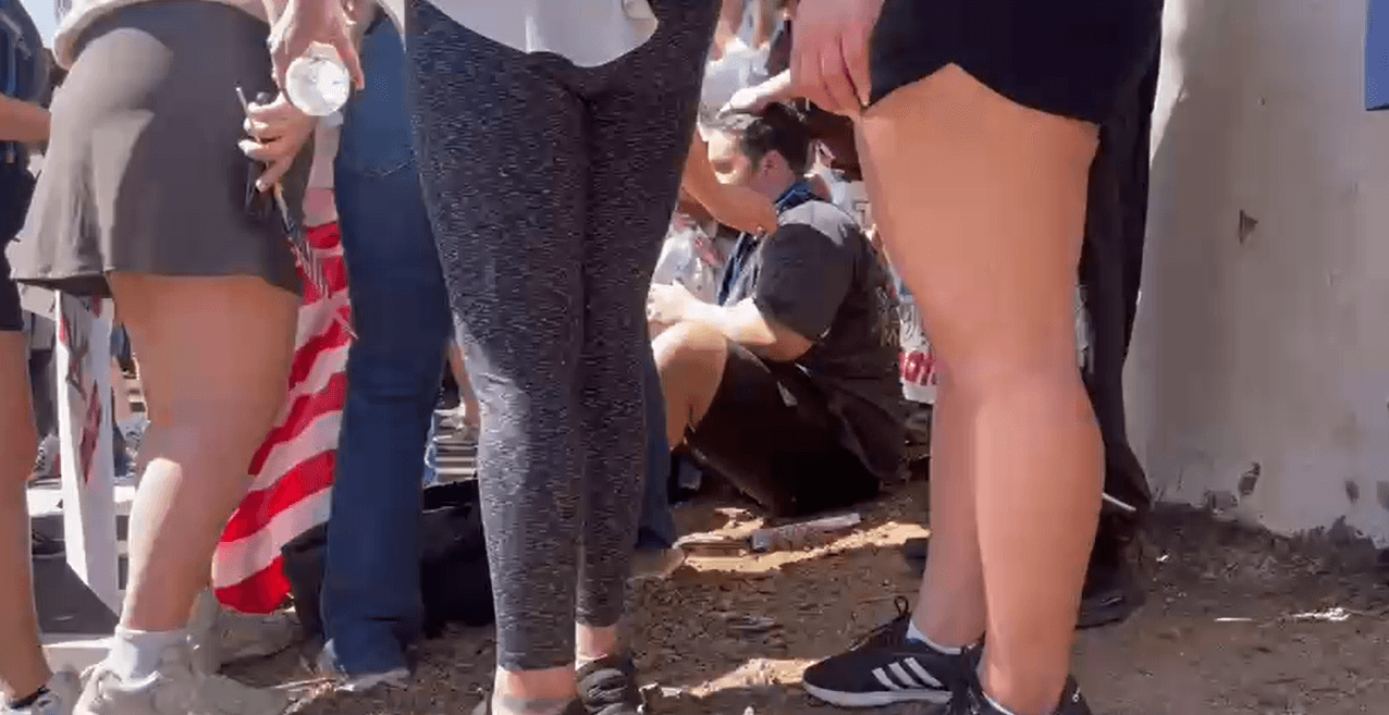 Este fin de semana se pronosticaron para nuestro estado
<b>elevadas temperaturas</b>. Y aunque se tomaron medidas para evitar que afectaran a los asistentes, no faltó quien lo resintiera.