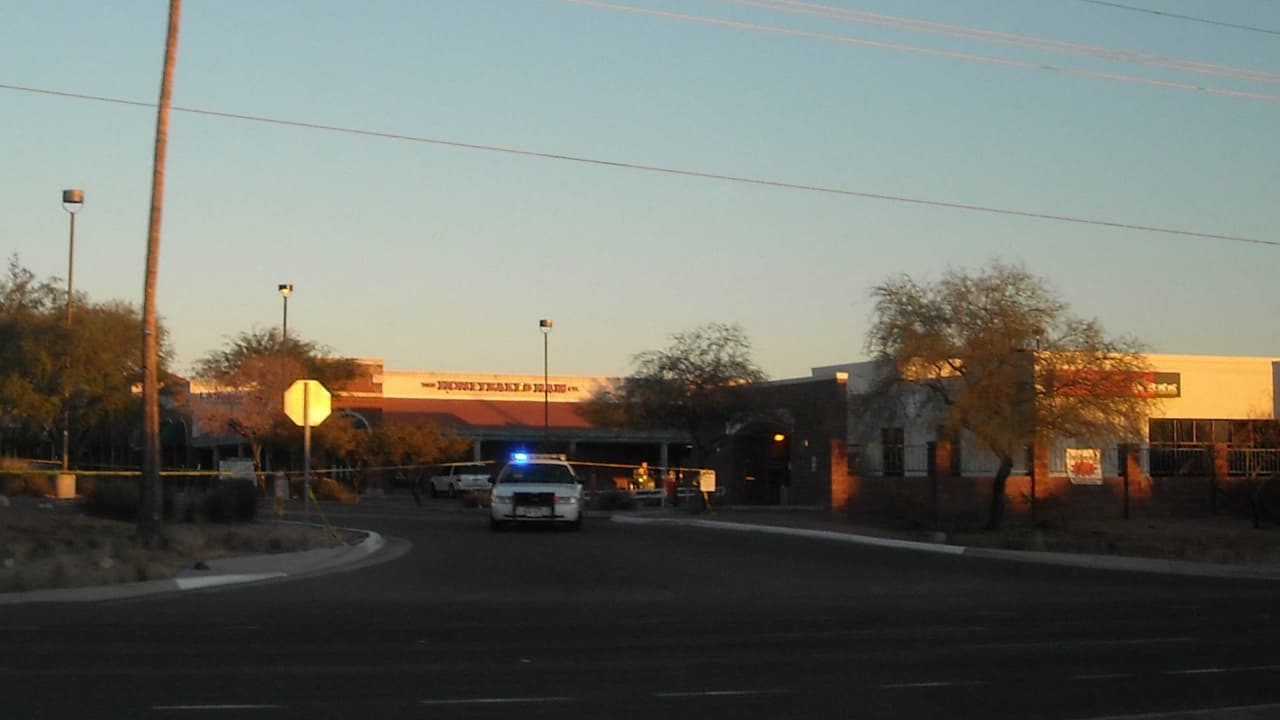 Un avión se estrelló en el suroeste de Tucson: Dos personas murieron