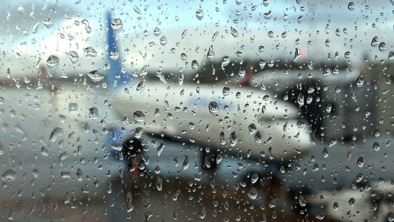 Decenas de vuelos se vieron afectados por parada en tierra en el aeropuerto Phoenix Sky Harbor