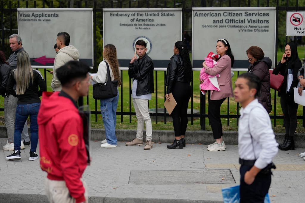 ¿Piensas aplicar a una visa de trabajo EB-2 para Estados Unidos? Tendrás que esperar hasta el próximo año fiscal