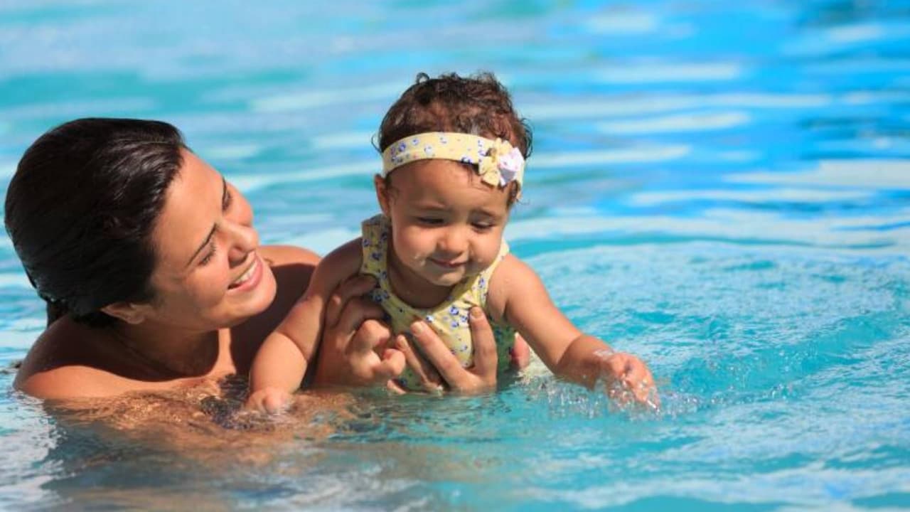 ¿Quieres escapar del calor? Estas son las albercas públicas en el área de Phoenix