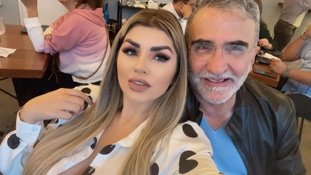 Mariana González revela cuándo será la boda con Vicente Fernández Jr.