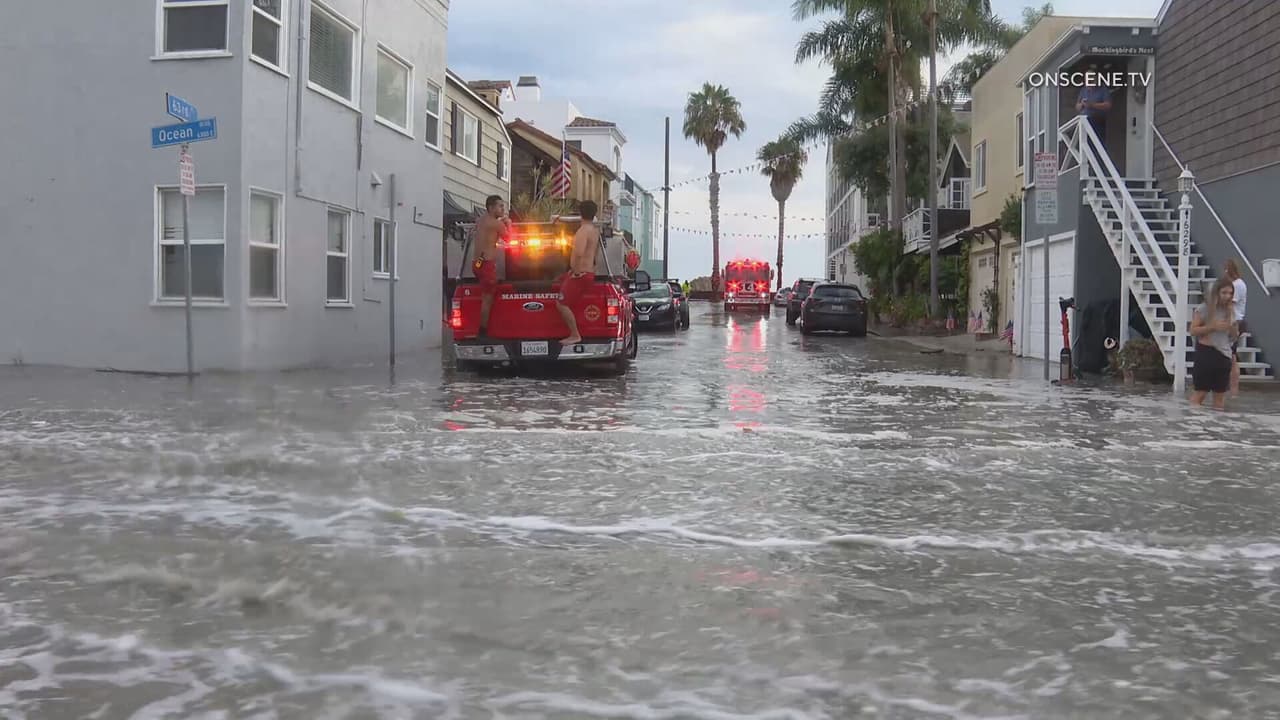 En Long Beach, las olas y la marea alta golpearon propiedades frente al mar en Seaside Walk, entre 63rd y 67th Place. Autoridades reportaron daños en un muro de contención y grietas en el concreto que podrían estar relacionadas con posibles daños estructurales en algunas viviendas.