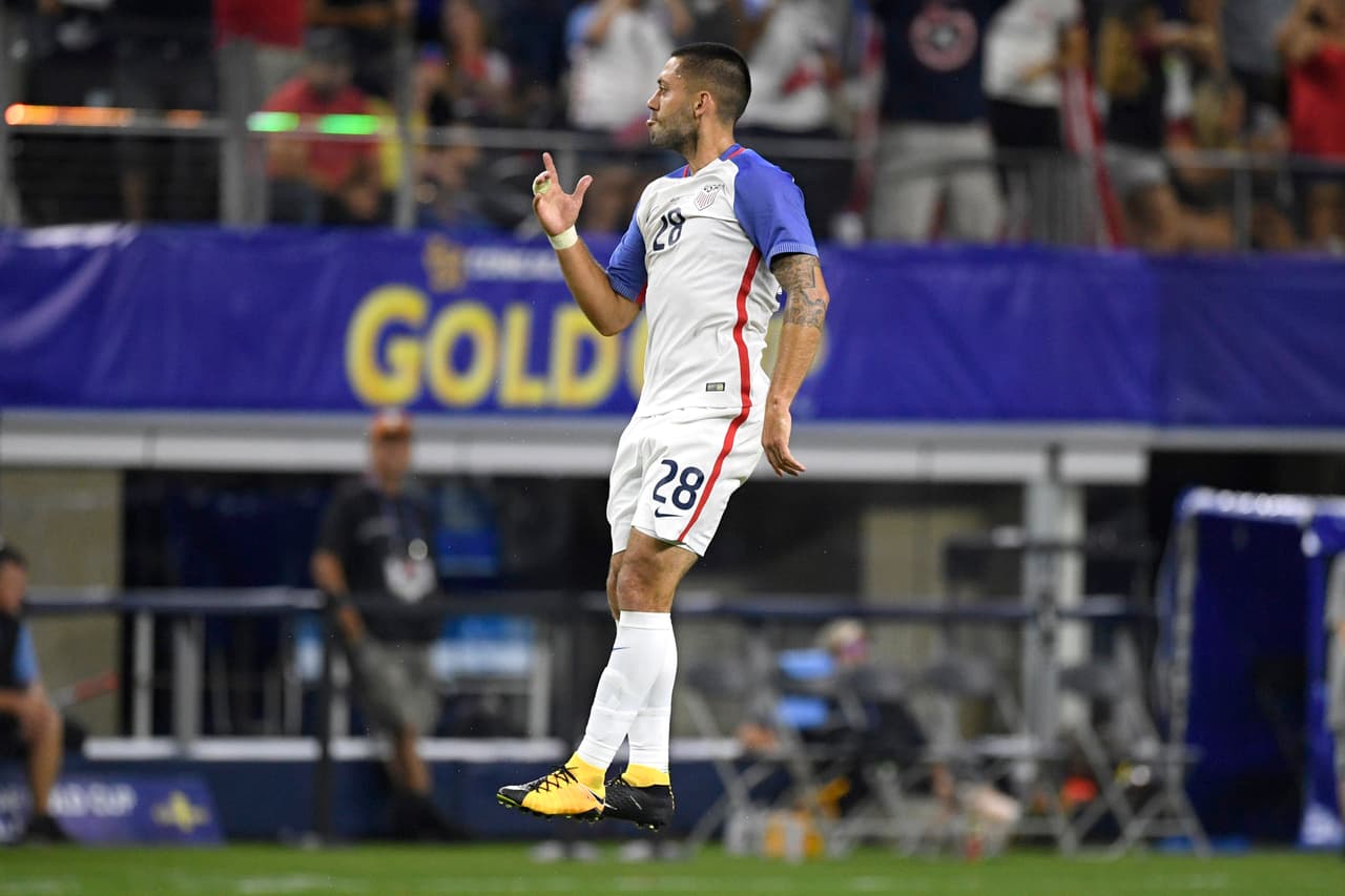Dempsey cumplió sueño de hacer historia en Texas al empatar marca de más goles con Donovan
