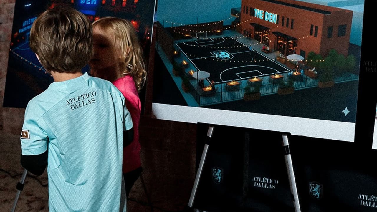Atlético Dallas reubicaría su sede a Expo Park con bar y cancha callejera con apoyo de la ciudad