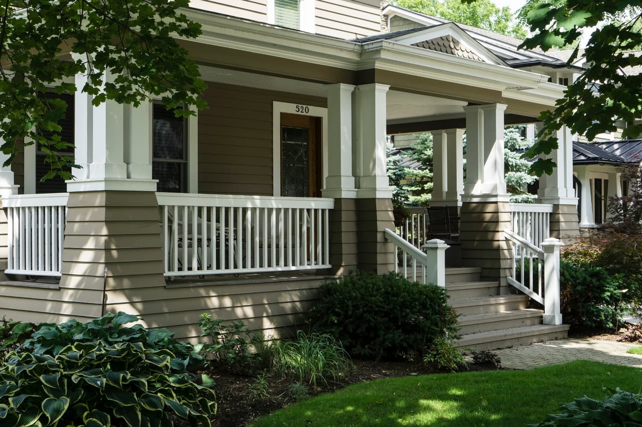 Aumento de impuestos en Cook: propietarios de viviendas pagan casi el doble que hace 30 años, revela estudio