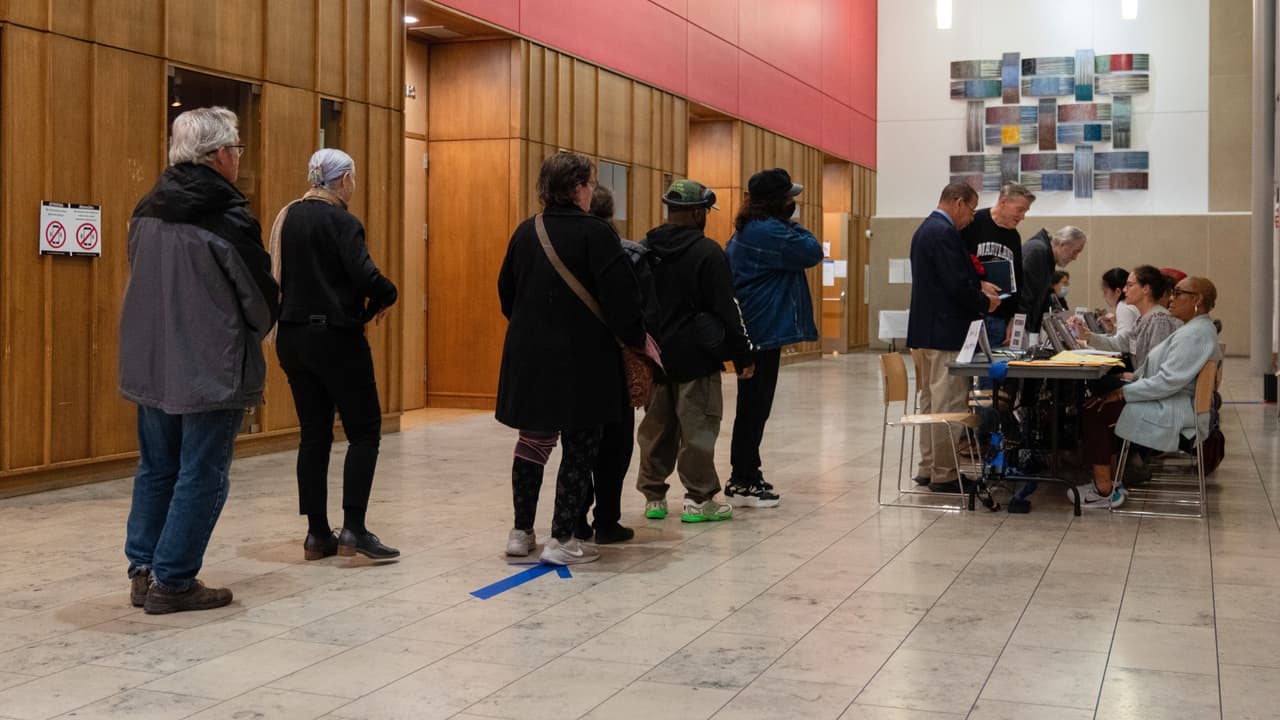 Maryland registra alta participación durante el inicio de la votación anticipada.