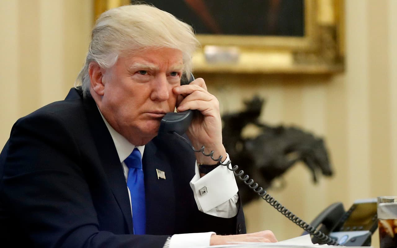 Putin y Zelensky hablan por teléfono con Trump mientras arrecia la guerra en Ucrania