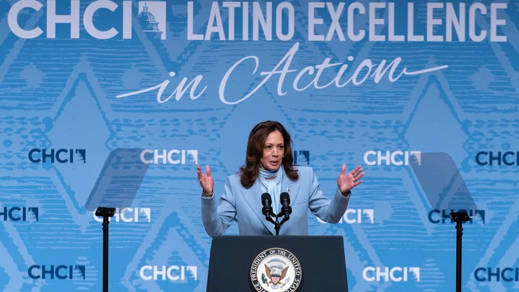 Qué dijo Kamala Harris sobre inmigración, aborto y seguridad fronteriza en su primer encuentro con líderes de la comunidad latina