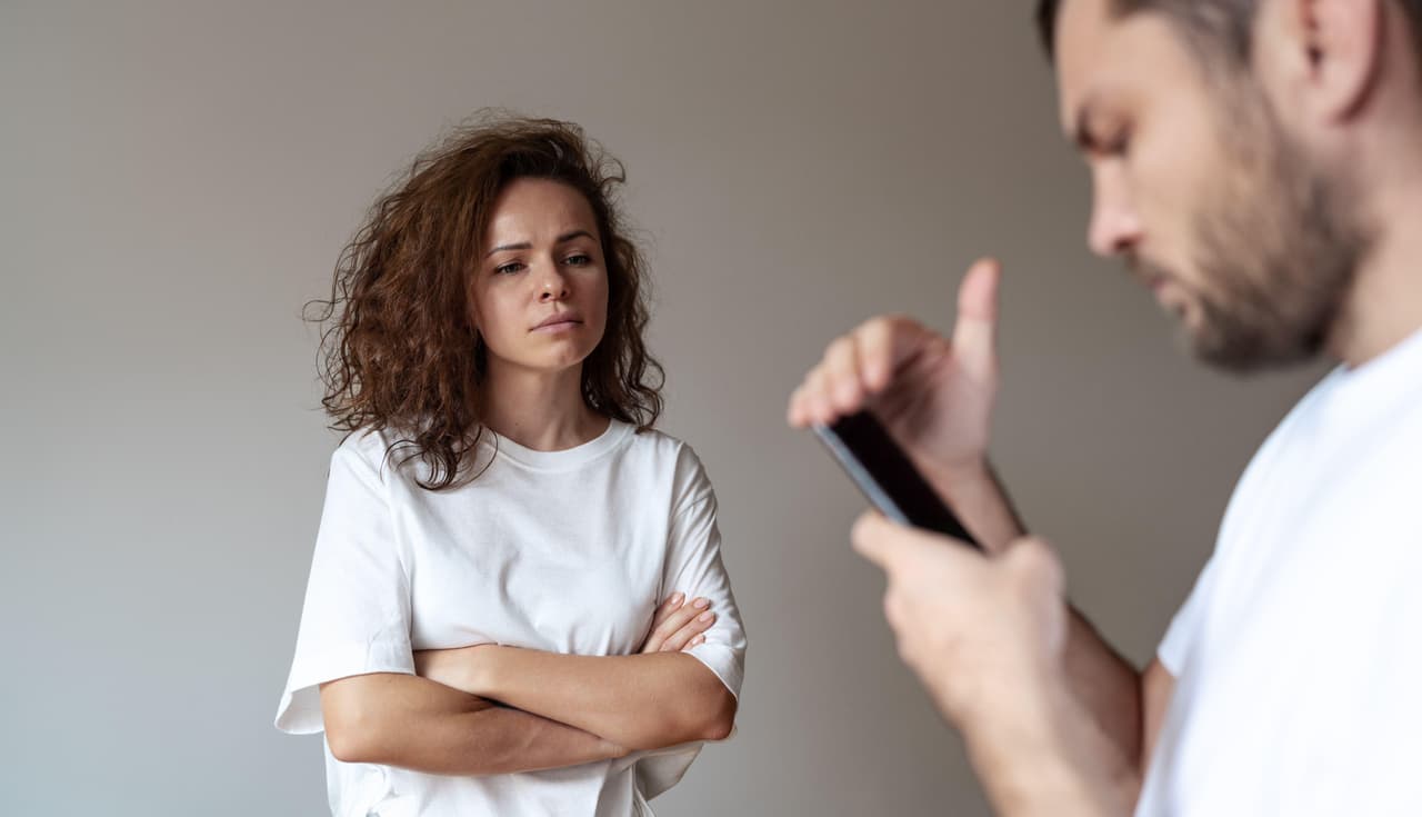 En los celulares se puede activar un "modo infiel" para WhatsApp.