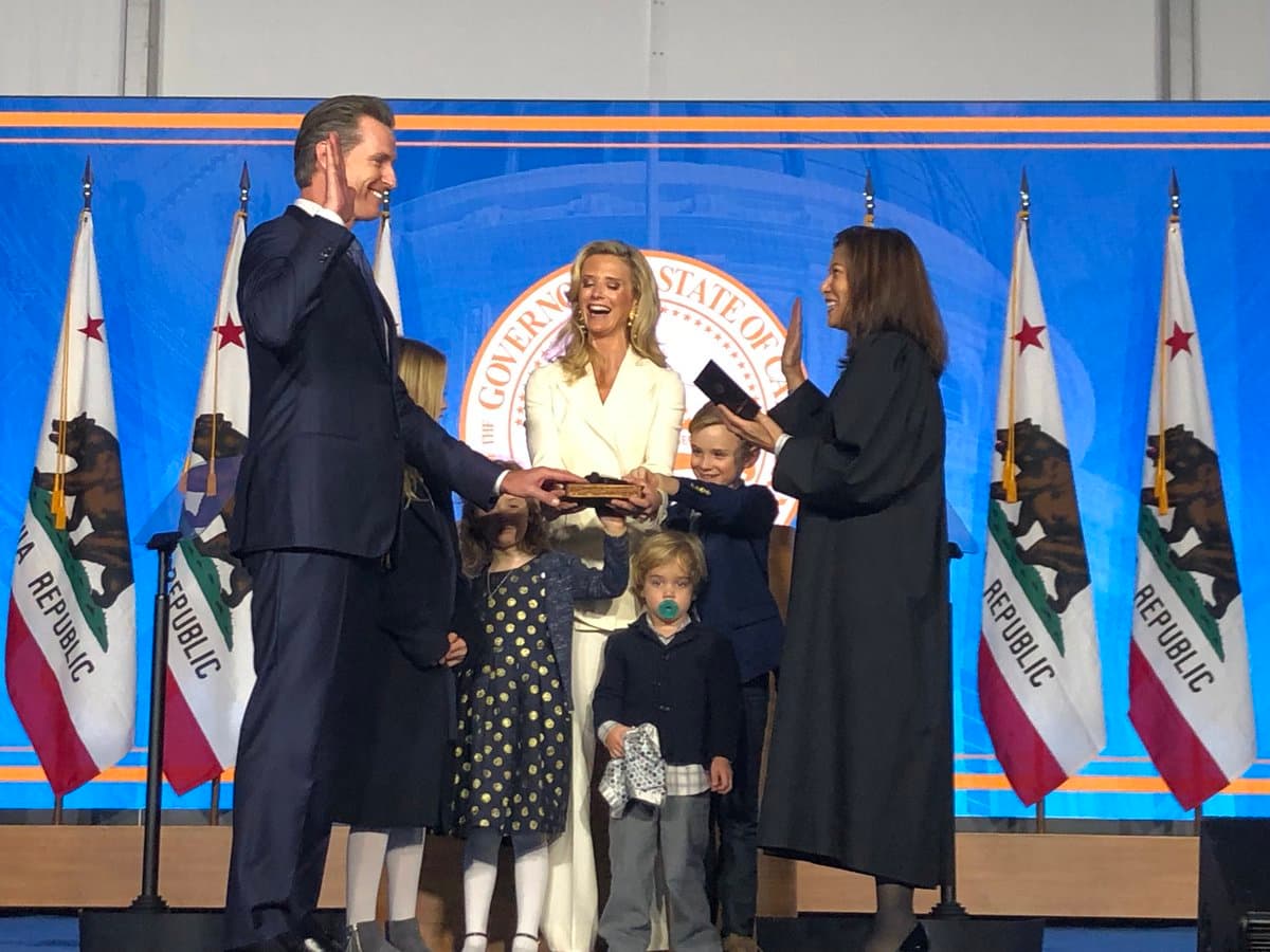 De vendedor de vinos a gobernador de California: ¿Quién es Gavin Newsom?