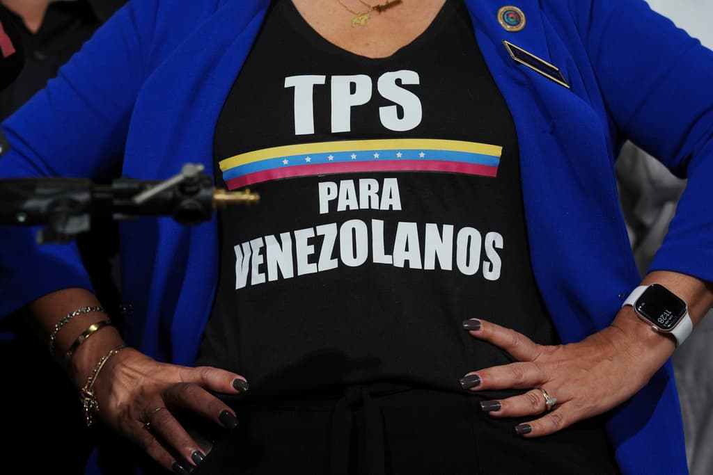 Juez ordena al gobierno de Trump cumplir con el restablecimiento de TPS para venezolanos y haitianos
