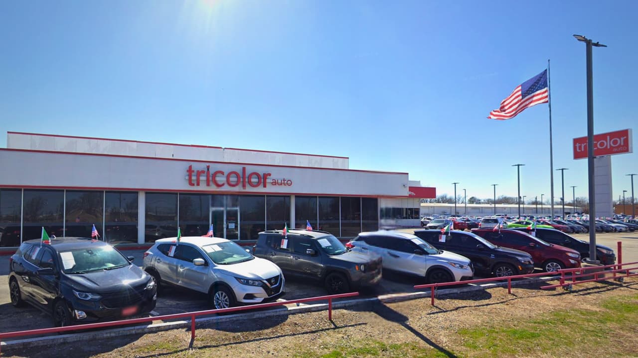 Tras bancarrota de Tricolor Auto, más de 100,000 préstamos pasan a otra financiera en Estados Unidos