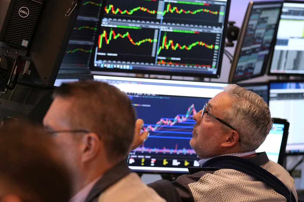 Wall Street vuelve a caer al confirmarse que los aranceles a China subirán a 104%