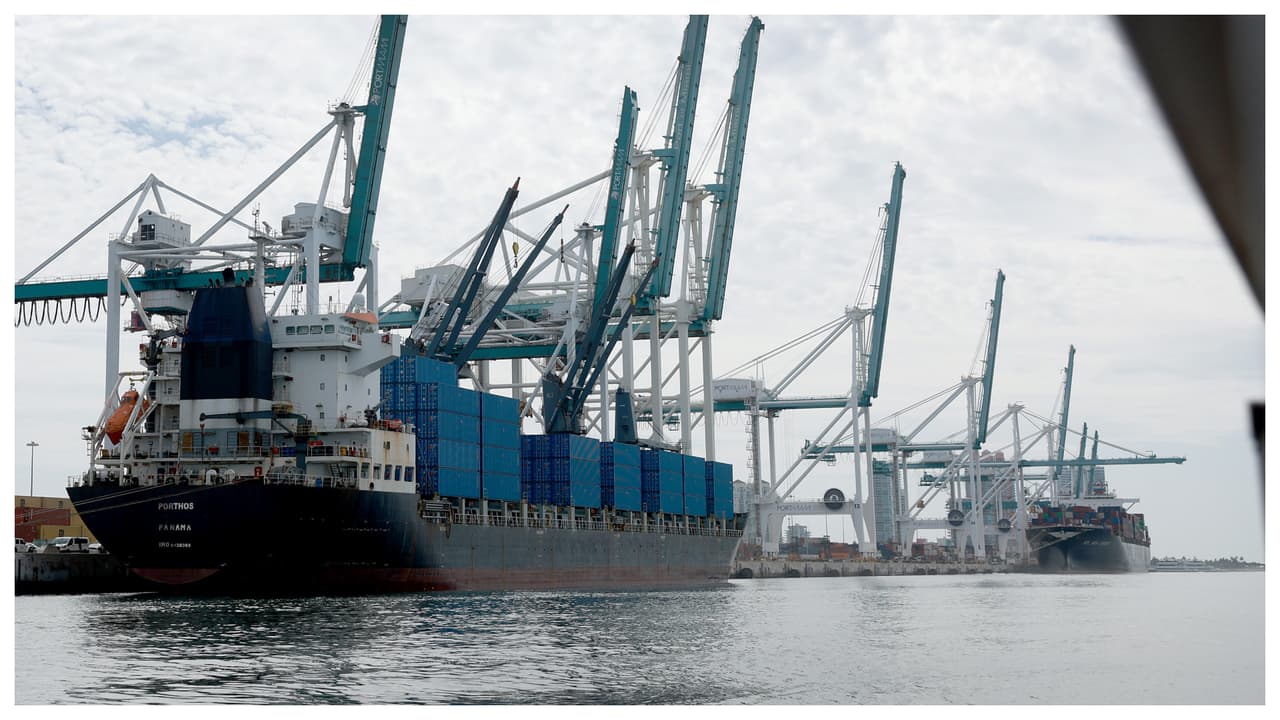 Puerto de Miami reabre operaciones tras el paso del huracán Milton