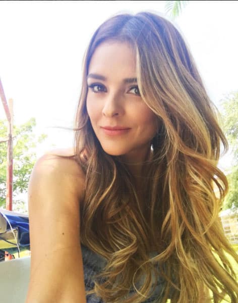 <b>Grettell Valdez</b> es una reconocida actriz mexicana que inició su carrera desde muy joven. Con melodramas como ‘Clase 406’ (2002), ‘Rebelde’ (2004) y ‘Lo que la vida me robó’ (2013) conquistó el amor de sus fans.