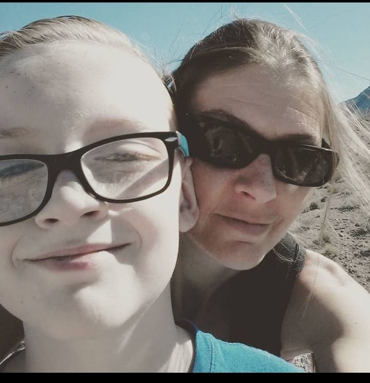 Tenía 17 años y trató de defender a un amigo. Otros 15 jóvenes lo golpearon hasta dejarlo en coma. Días después, murió