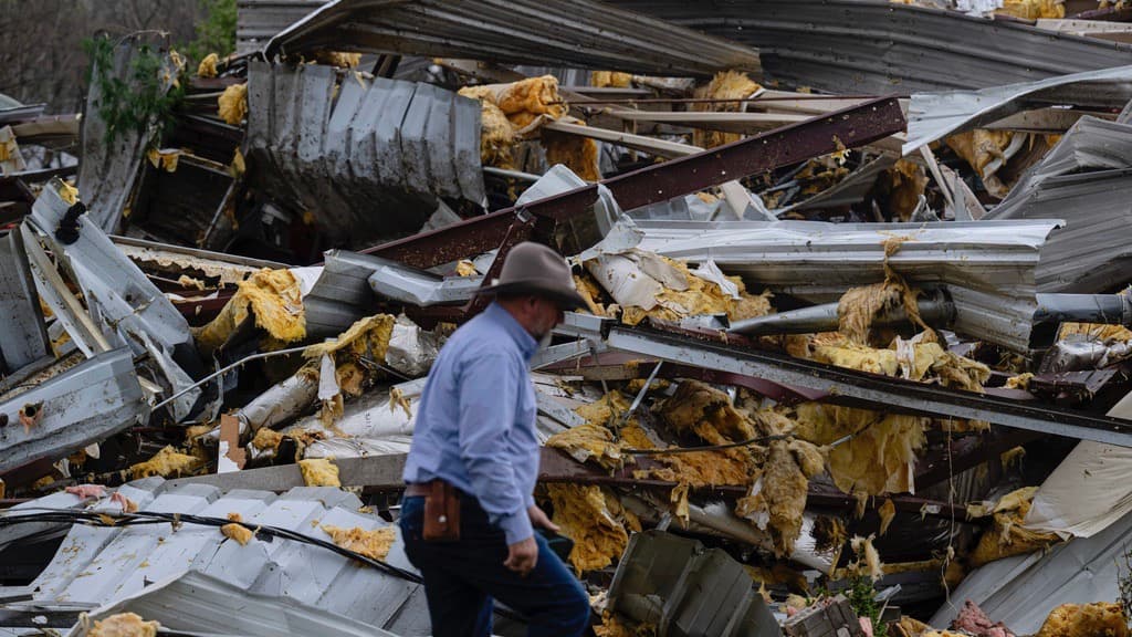 La historia de vulnerabilidad y recuperación de estadounidenses desplazados por desastres naturales