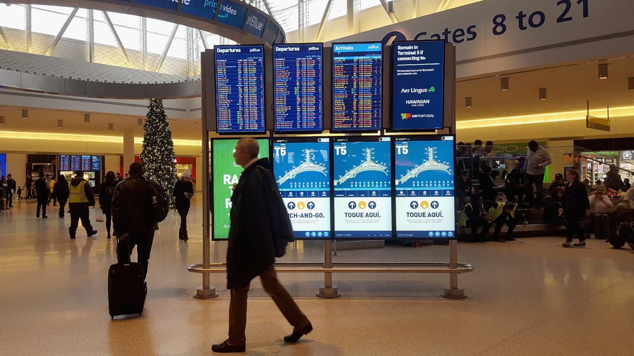 Eran hispanos los dos trabajadores que murieron en un derrumbe en el JFK