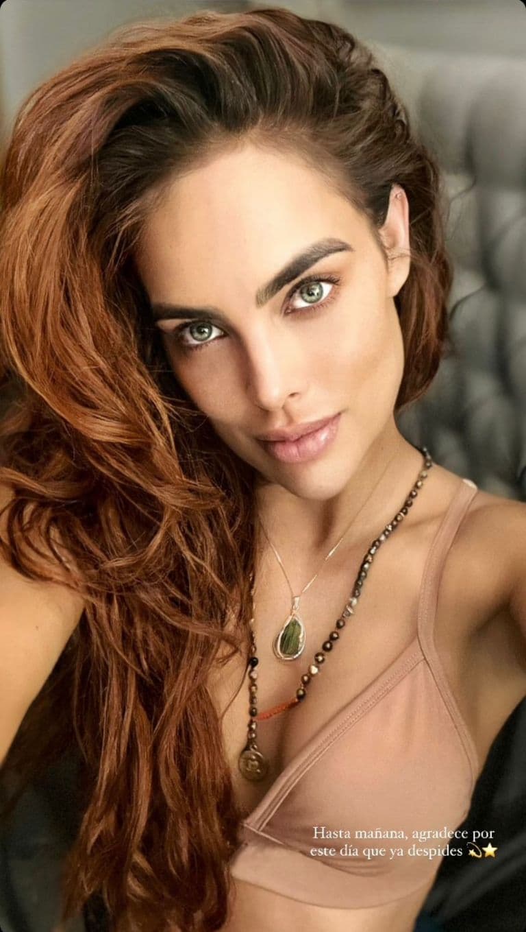 A principios del mes de noviembre,
<a href="https://www.univision.com/famosos/sara-corrales-supuestos-celos-irina-baeva-rumor-romance-gabriel-soto-mi-camino-es-amarte">Sara Corrales se pronunció tajantemente sobre los rumores</a> de que está sentimentalmente envuelta con la pareja de Irina Baeva.
<br>