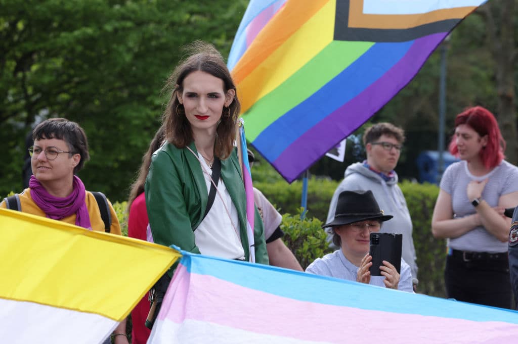 Histórico fallo en Puerto Rico permite a personas no binarias actualizar sus actas de nacimiento