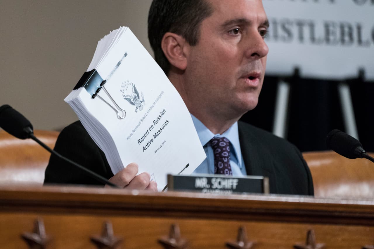 Devin Nunes recauda millones de dólares atacando a demócratas y defendiendo a Trump