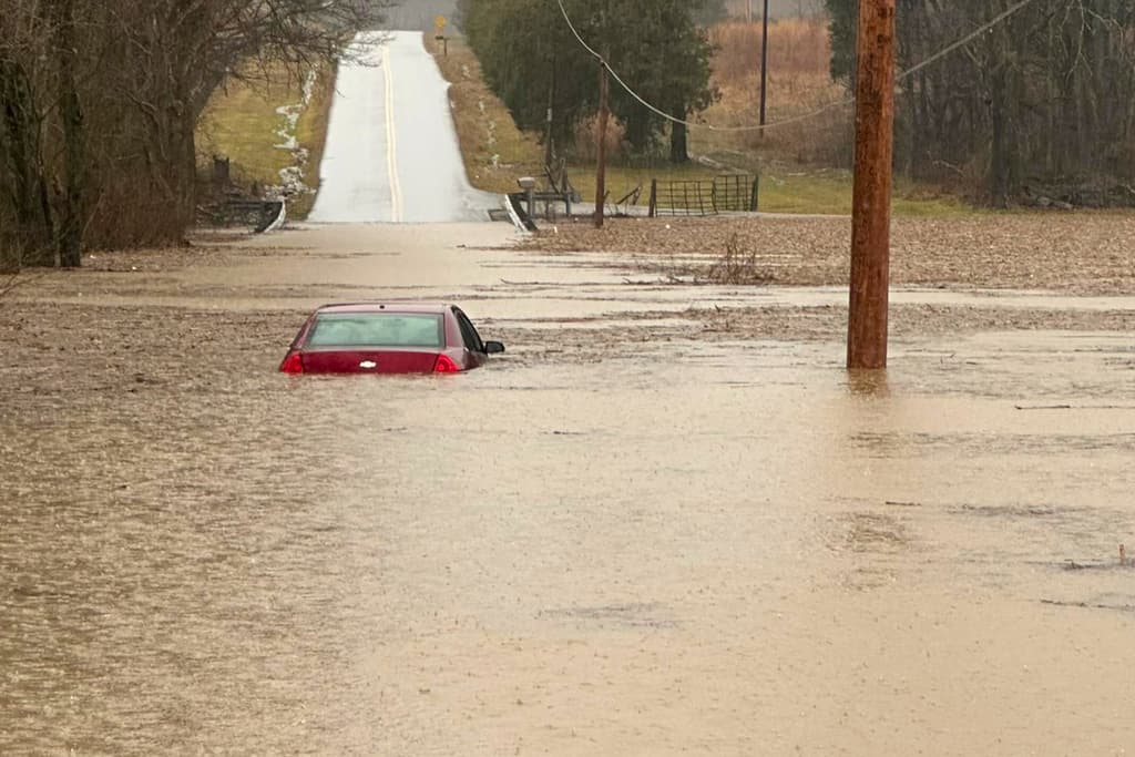 Ascienden a 11 los muertos por las inundaciones en Kentucky