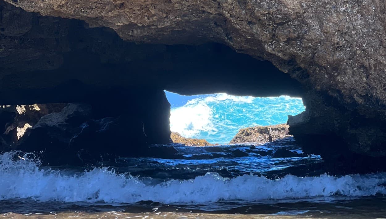 Quién es la mujer cuyo cuerpo apareció en aguas de la cueva Golondrinas, en Manatí