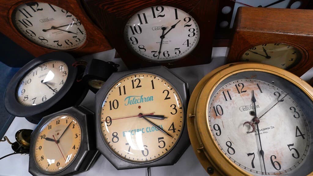 Horario de verano en EEUU 2026 ¿se adelanta o se atrasa el reloj?