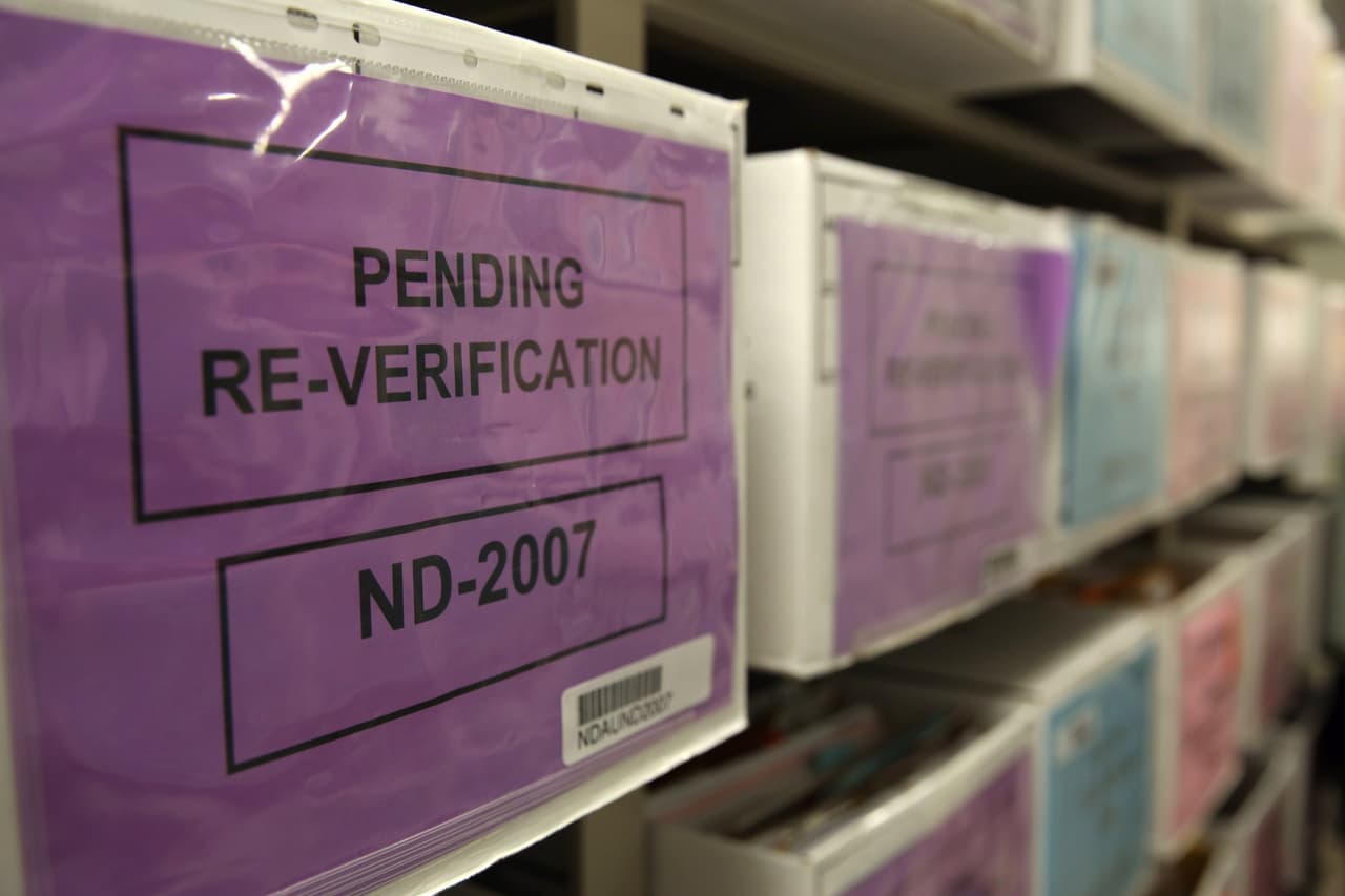 Expertos advierten que despidos en el servicio de inmigración traen consigo un aumento en las deportaciones