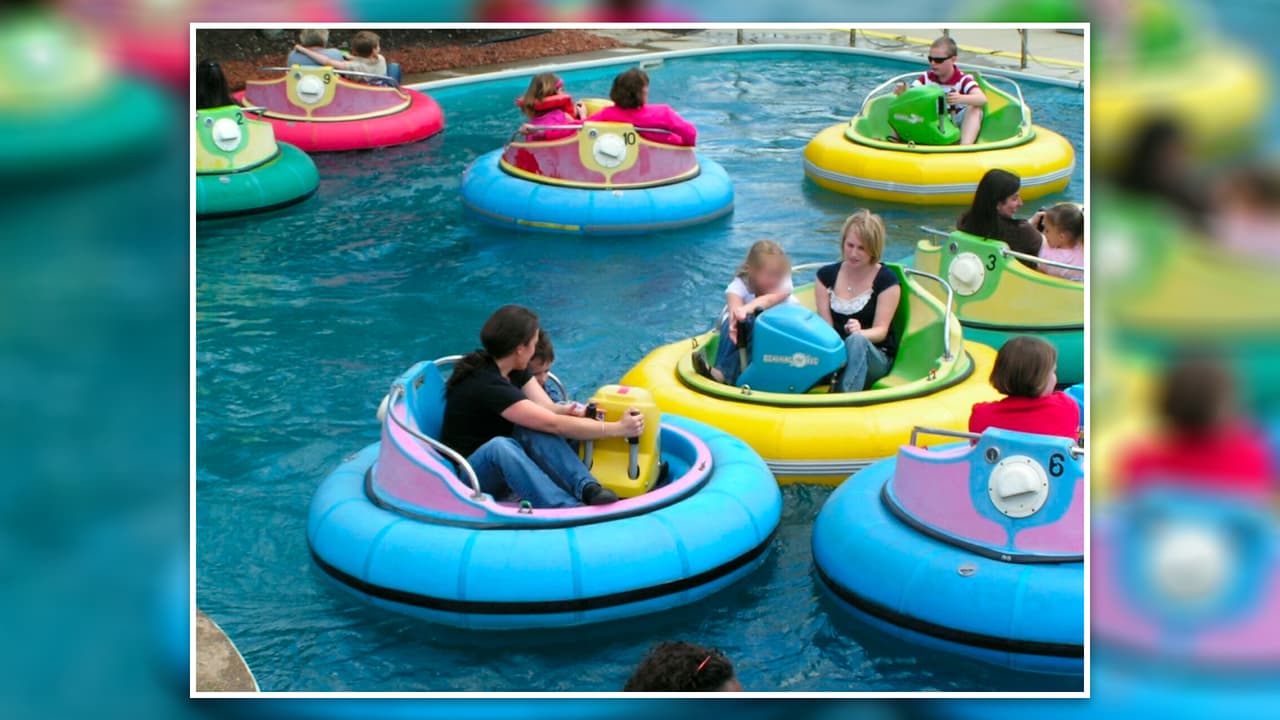 <b>Adventure Landing:</b> Un parque de diversiones con actividades y atracciones para los niños (y
<b>las personas de todas las edades</b>). Más de 100 juegos te esperan en su sala de máquinas, además de helados y postres.
<br>💰 El precio de las entradas empieza en los $29.99, y
<b>varía según las actividades disponibles</b>.
<a href="https://adventurelandingdallas.centeredgeonline.com/event/events" target="_blank">Haz clic aquí para conseguir toda la información</a>.
<br>📍 17717 Coit Road