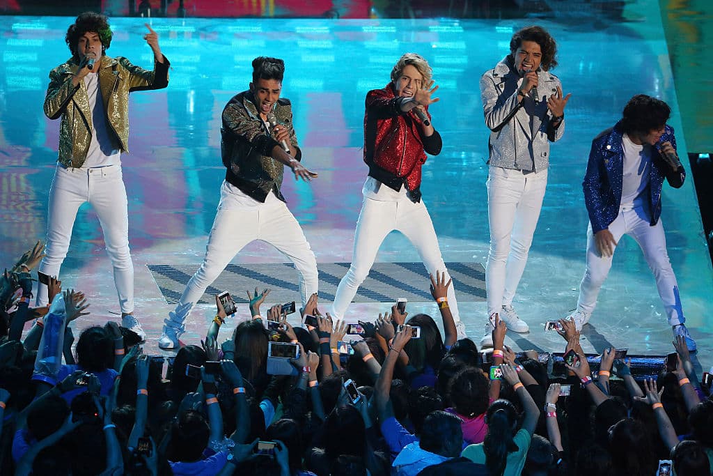 Alan de CD9 le pidió a sus fans que le mandaran dibujos y esto fue lo que pasó