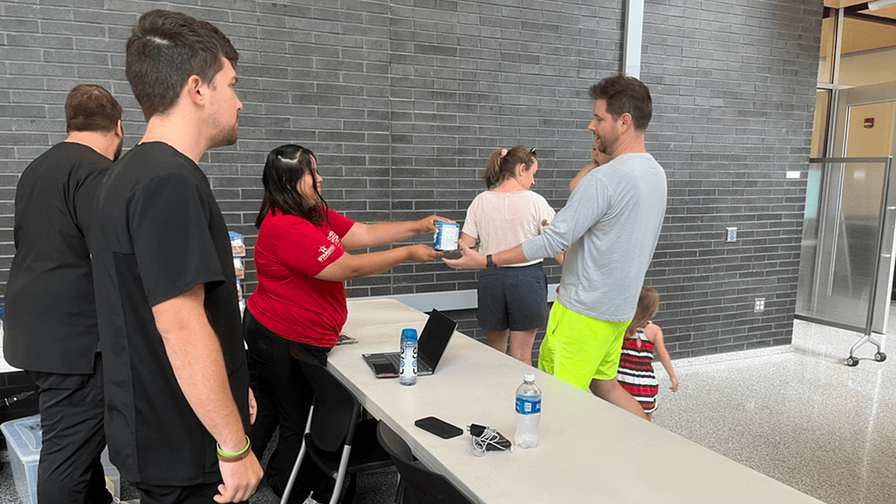 Reparten fórmula para bebés gratis este lunes en el Wake Tech North Campus en Raleigh