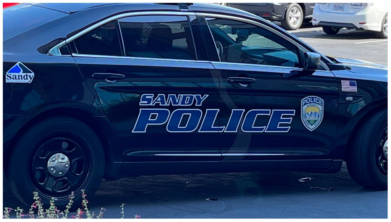 Sospechoso que amenazó de muerte e intentó estrangular a su novia fue arrestado por la policía