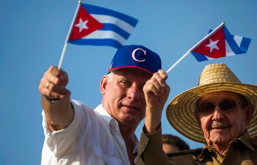 Cuba revindica derecho "legítimo" a responder a una agresión de EEUU