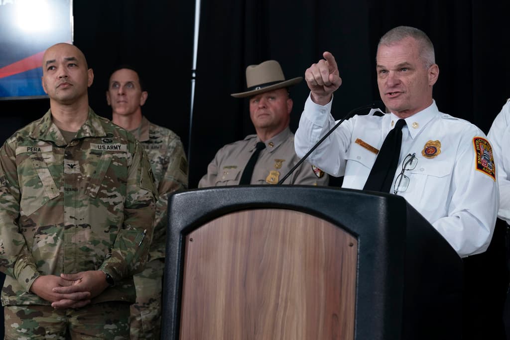 El jefe de bomberos y servicios médicos de emergencia de Washington, DC, John Donnelly Sr., expresó confianza en que se localizarán todos los cuerpos.