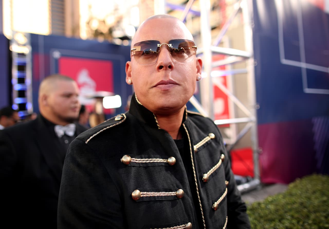 Cosculluela es enviado a prisión por haber atropellado a dos jinetes y huir de la escena