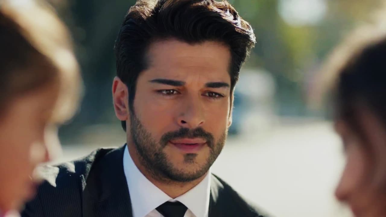 Así se ve ahora Burak Özçivit, el protagonista de Amor Eterno: ya tiene dos hijos