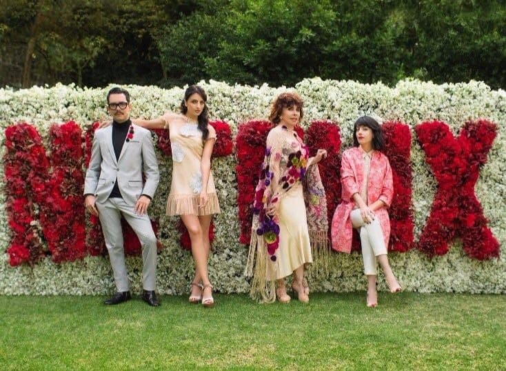 Inició el rodaje de la serie 'La casa de las flores' protagonizada por Verónica Castro