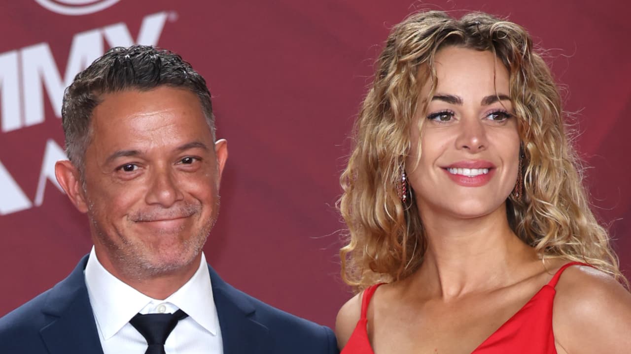 Alejandro Sanz y Candela Márquez habrían terminado su noviazgo, ¿por un tercero?