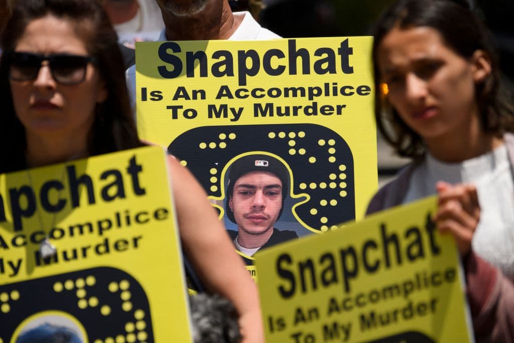Familias demandan a Snapchat por la muerte de 65 menores por sobredosis de fentanilo
