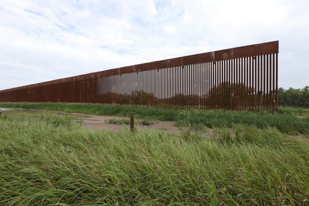 Texas deja de proporcionar nuevo financiamiento para la construcción del muro fronterizo