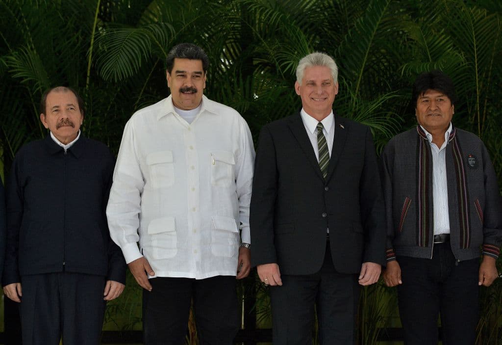 "Aunque López Obrador quiera llevar a sus cuates a la fiesta, Estados Unidos le ha dicho que no entran".