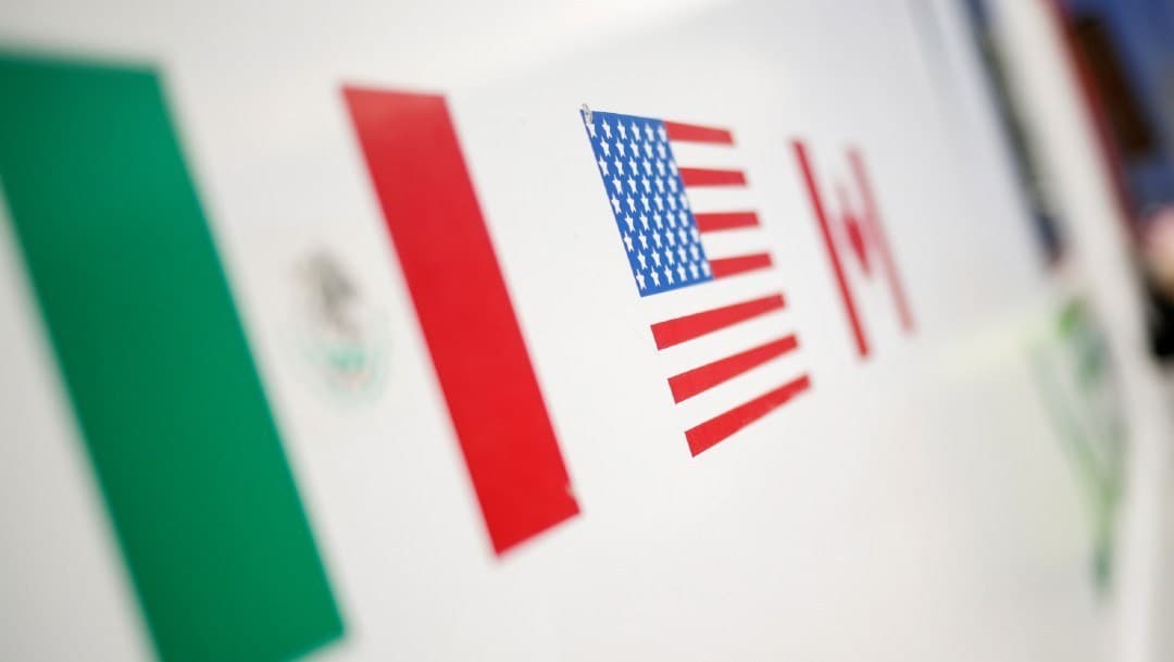 Trump, el 'factor China' y otros nubarrones sobre el futuro del tratado comercial clave para México y EEUU