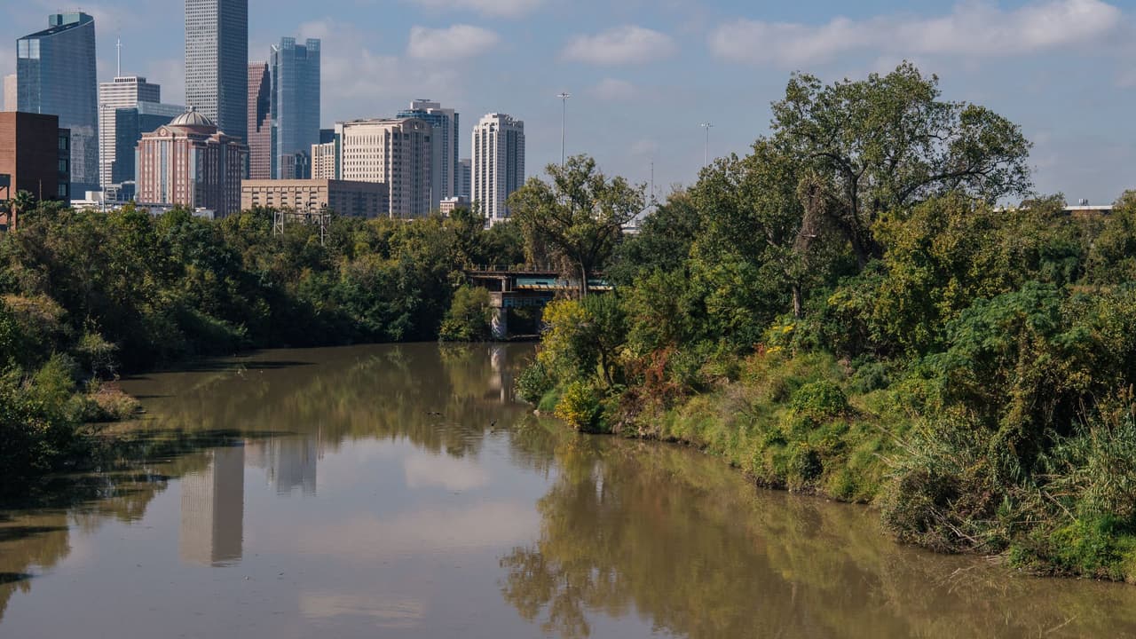 Identifican a cinco de las seis víctimas halladas en los bayous de Houston durante septiembre