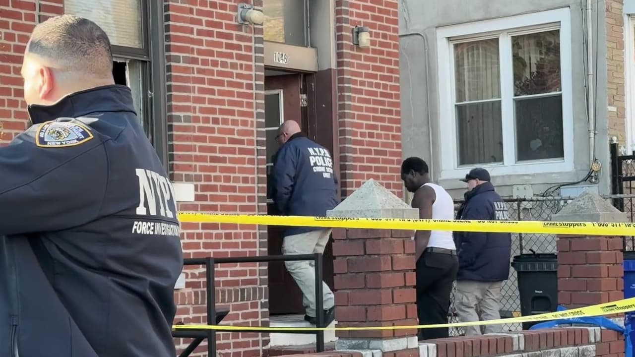 Tiroteo en Brooklyn: dos muertos y un oficial del NYPD herido durante disputa entre vecinos