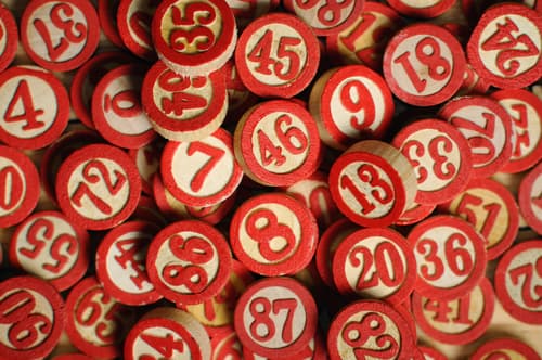 Según la Numerología, el 0 no se cuenta porque dicen que no emite ninguna vibración o frecuencia, sólo es silencio.